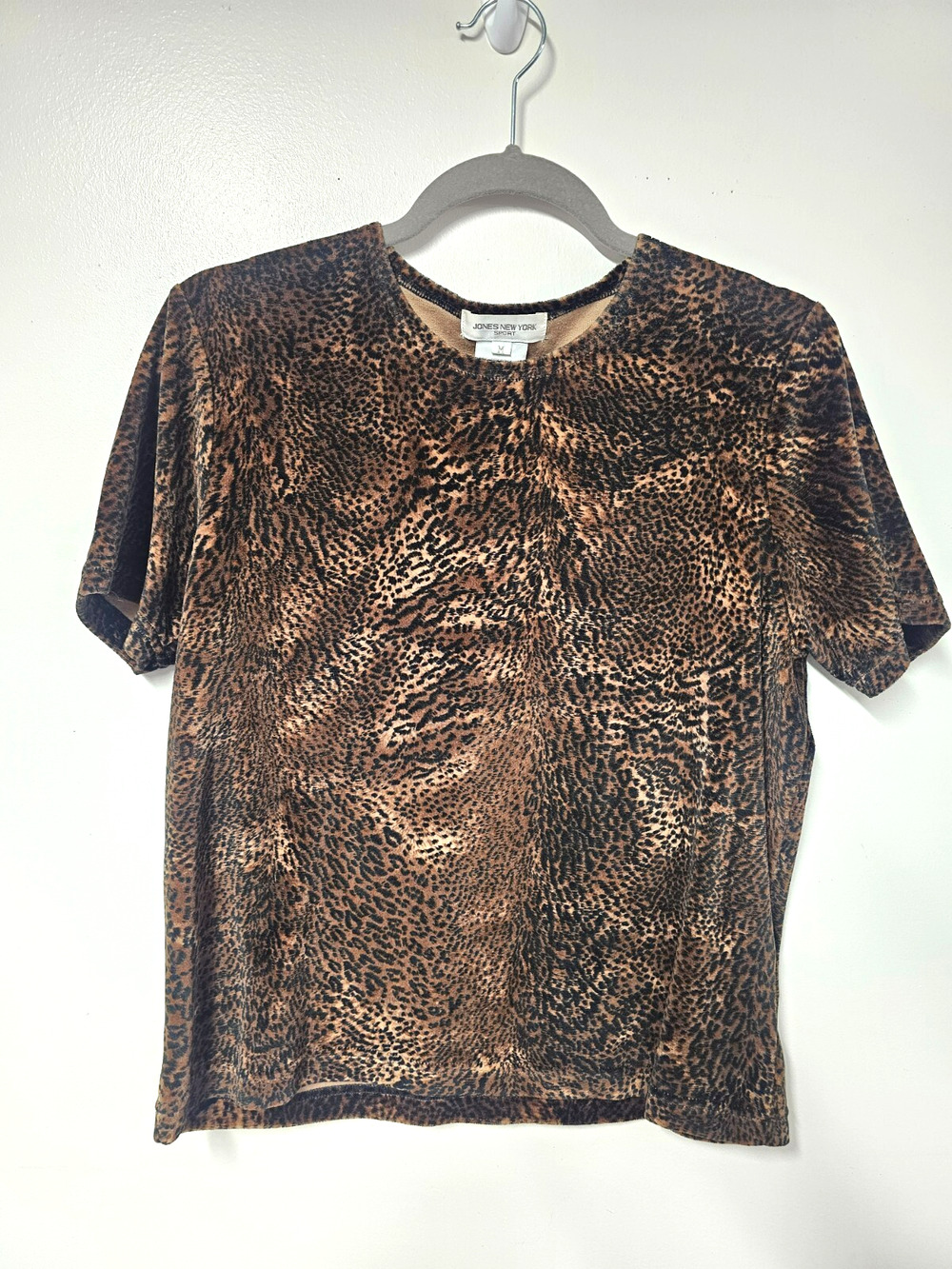 JONES NEW YORK Velour Animal Priht Top Sz Med Whimsigoth Clubwear Short Sleeve